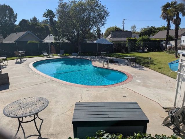 200 W 37th, Long Beach, CA 90807
