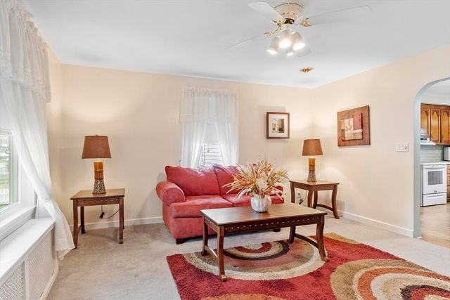 210 7th Avenue, Lowell, MA 01854