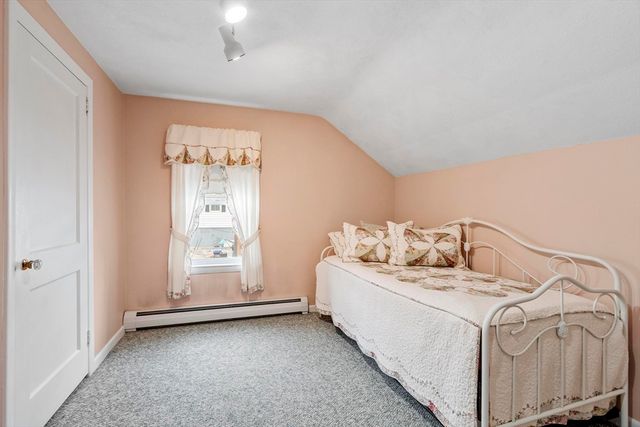 210 7th Avenue, Lowell, MA 01854