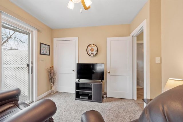 210 7th Avenue, Lowell, MA 01854