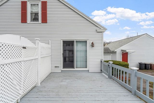 210 7th Avenue, Lowell, MA 01854