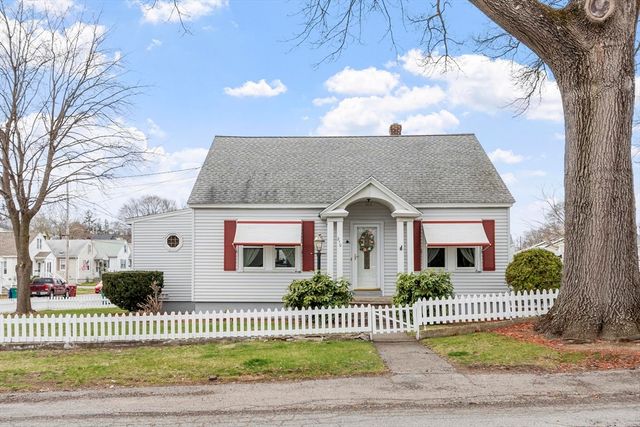 210 7th Avenue, Lowell, MA 01854