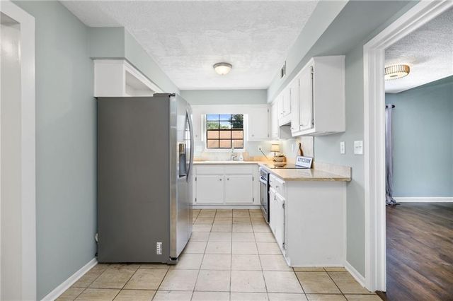 6133 Hampton Oaks Drive, Mobile, AL 36693