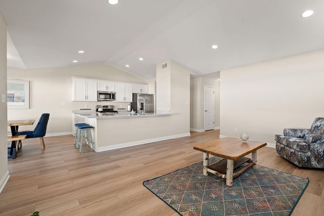 9986 W 133rd Place, Cedar Lake, IN 46303