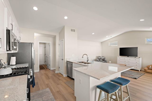 9986 W 133rd Place, Cedar Lake, IN 46303