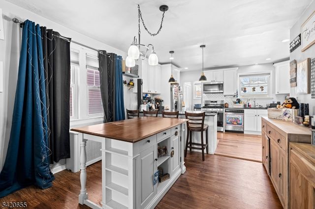 25 Shepherd Pl, Kearny Town, NJ 07032