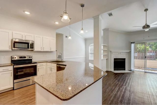 17250 Knoll Trail Drive 1605, Dallas, TX 75248