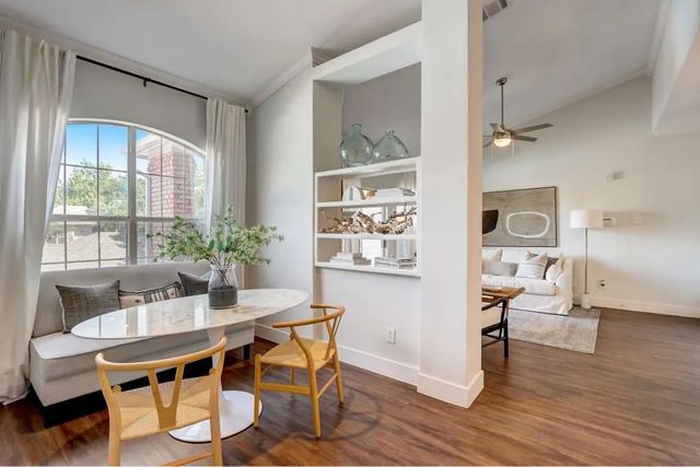 17250 Knoll Trail Drive 1605, Dallas, TX 75248