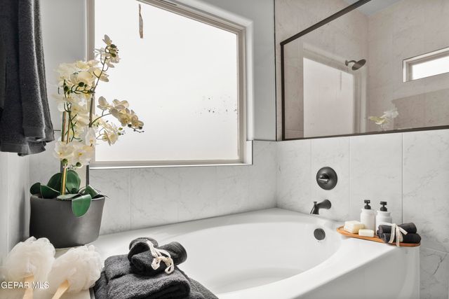 837 Durham Way, Horizon City, TX 79928