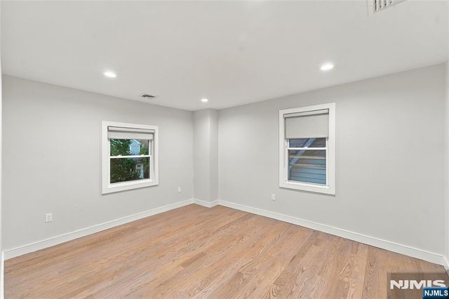 384 Pleasant Avenue, Cliffside Park, NJ 07010