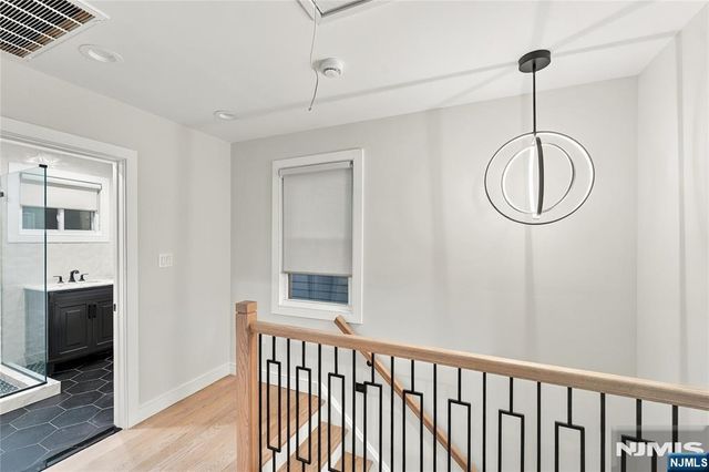 384 Pleasant Avenue, Cliffside Park, NJ 07010