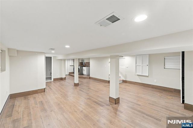384 Pleasant Avenue, Cliffside Park, NJ 07010