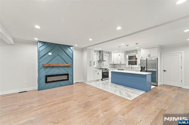 384 Pleasant Avenue, Cliffside Park, NJ 07010