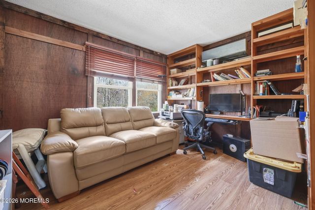 3 Fairfield Court, Manalapan, NJ 07726