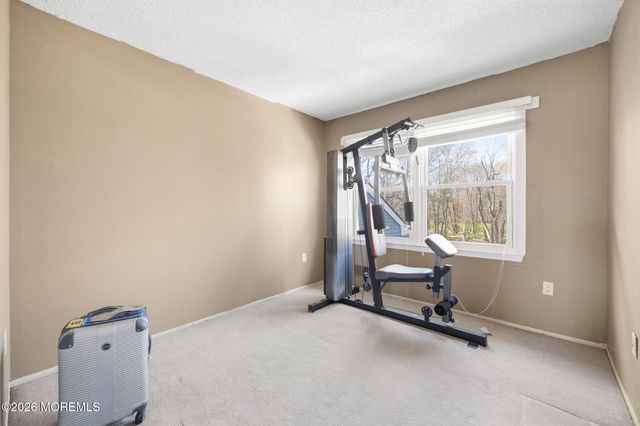 3 Fairfield Court, Manalapan, NJ 07726