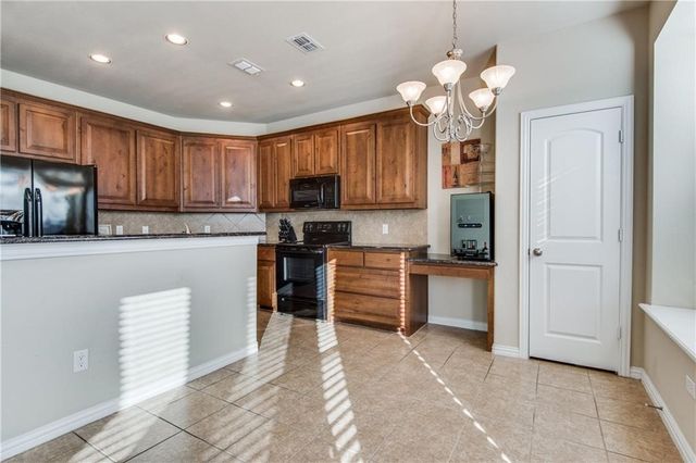 3812 Sicily Street, Irving, TX 75038