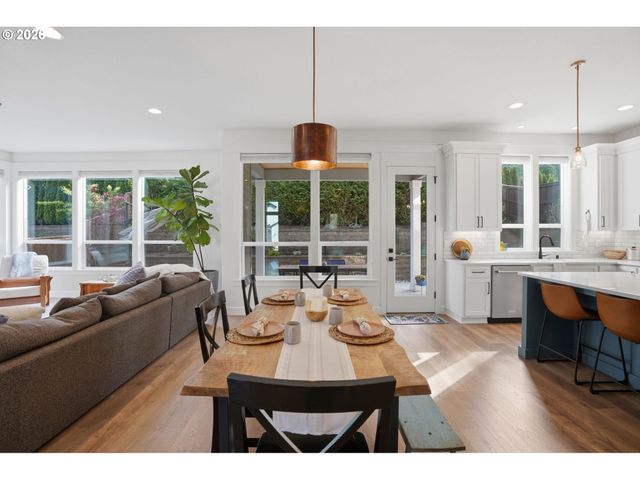 18519 Ne 26TH Dr, Vancouver, WA 98684