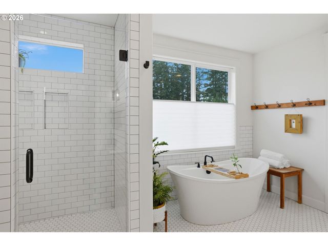 18519 Ne 26TH Dr, Vancouver, WA 98684