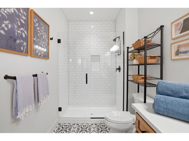 18519 Ne 26TH Dr, Vancouver, WA 98684