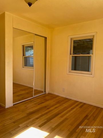 123 N Venice St, Nampa, ID 83687