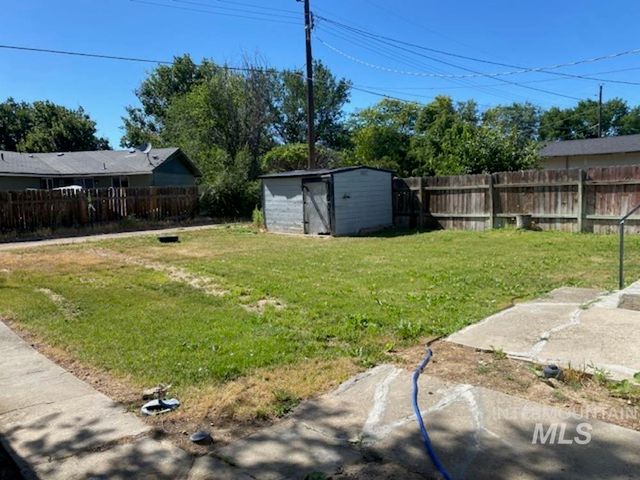 123 N Venice St, Nampa, ID 83687