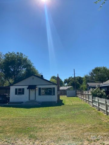 123 N Venice St, Nampa, ID 83687