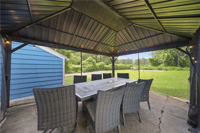 2477 Mcafee Road, Decatur, GA 30032