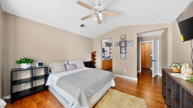 2368 Hearthsong Ct, Riverbank, CA 95367