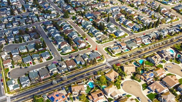 2368 Hearthsong Ct, Riverbank, CA 95367