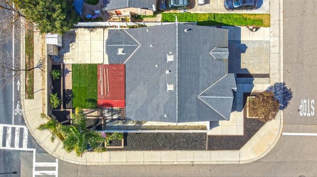 2368 Hearthsong Ct, Riverbank, CA 95367