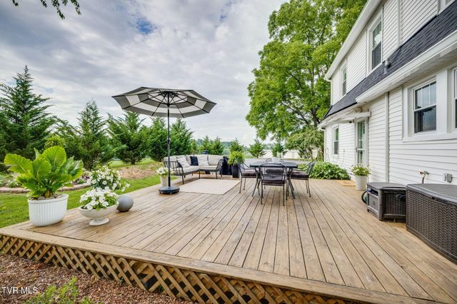 494 Okolona Road, Johnson City, TN 37601