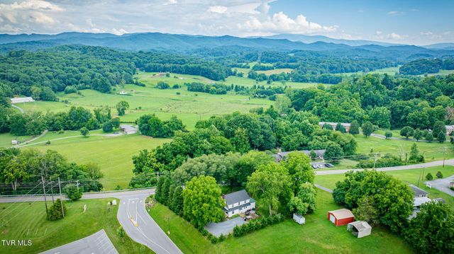 494 Okolona Road, Johnson City, TN 37601