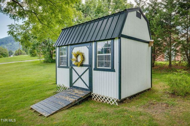 494 Okolona Road, Johnson City, TN 37601