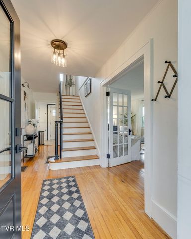 494 Okolona Road, Johnson City, TN 37601