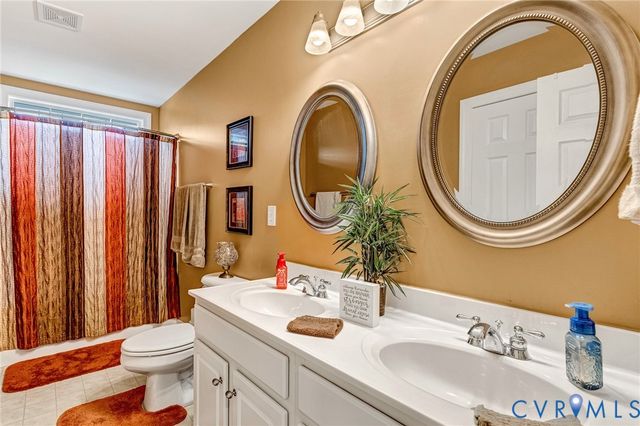 9080 Brigadier Rd, Mechanicsville, VA 23116
