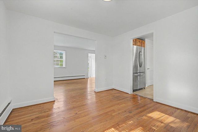 319 CLEVELAND AVE, Wilmington, DE 19803