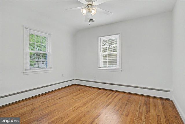 319 CLEVELAND AVE, Wilmington, DE 19803
