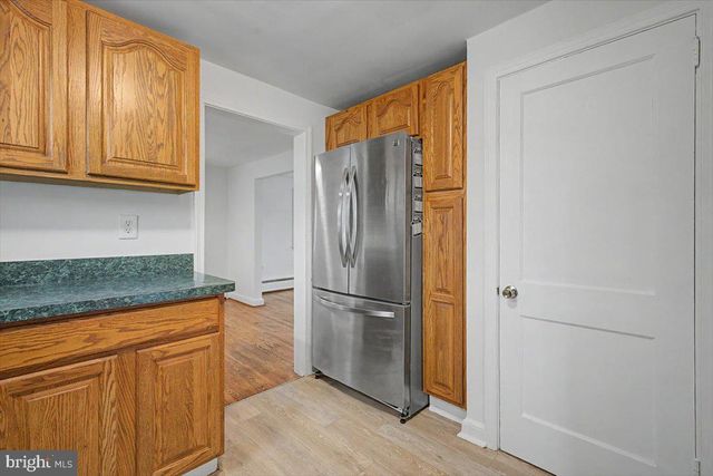 319 CLEVELAND AVE, Wilmington, DE 19803