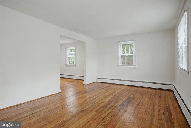 319 CLEVELAND AVE, Wilmington, DE 19803