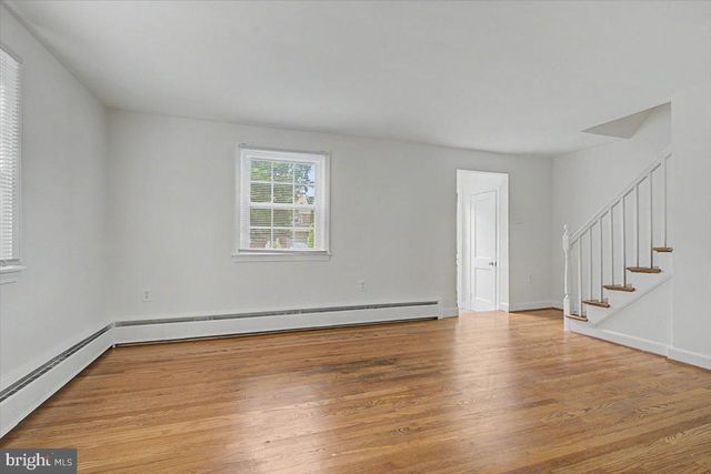 319 CLEVELAND AVE, Wilmington, DE 19803