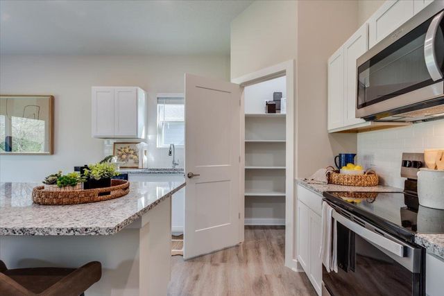 11509 W Scarlett Ct, Maize, KS 67101
