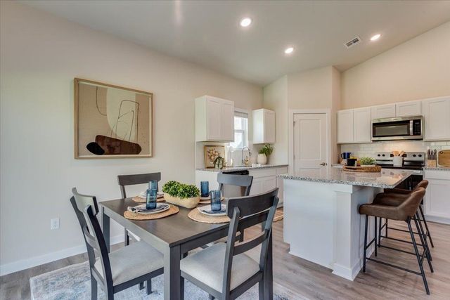 11509 W Scarlett Ct, Maize, KS 67101