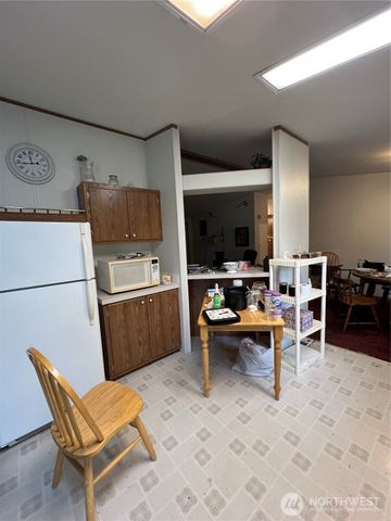 4149 State Route 6, Chehalis, WA 98532