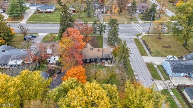 1881 W Pleasant Valley Road, Cleveland, OH 44134