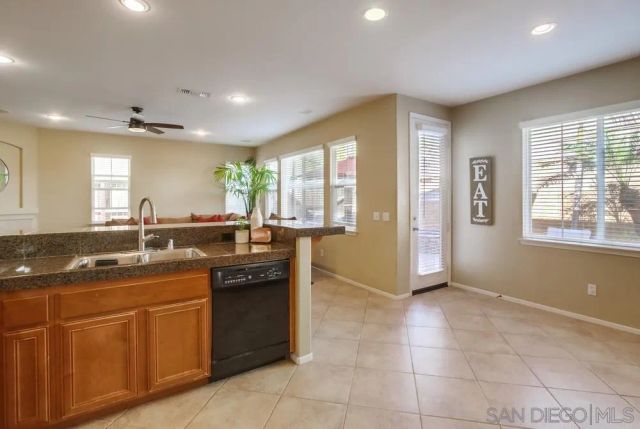 710 Casita Ln, San Marcos, CA 92069