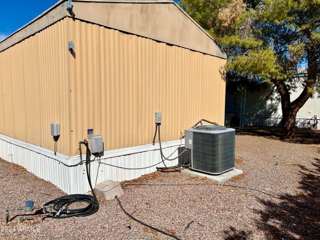 535 S ALMA SCHOOL Road 21, Mesa, AZ 85210