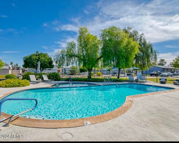 535 S ALMA SCHOOL Road 21, Mesa, AZ 85210