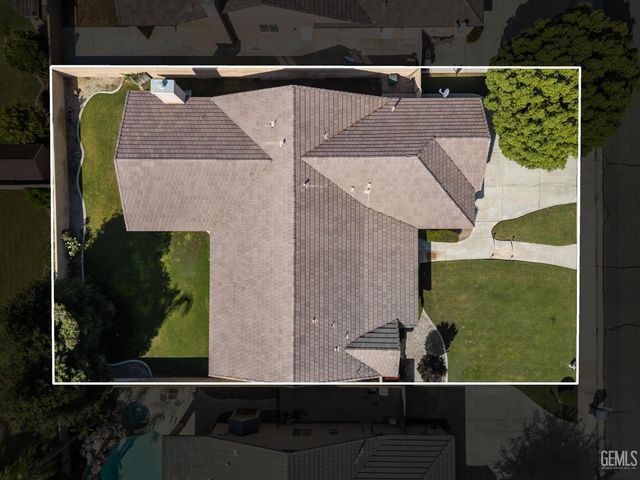 12407 Riverfront Park Drive, Bakersfield, CA 93311