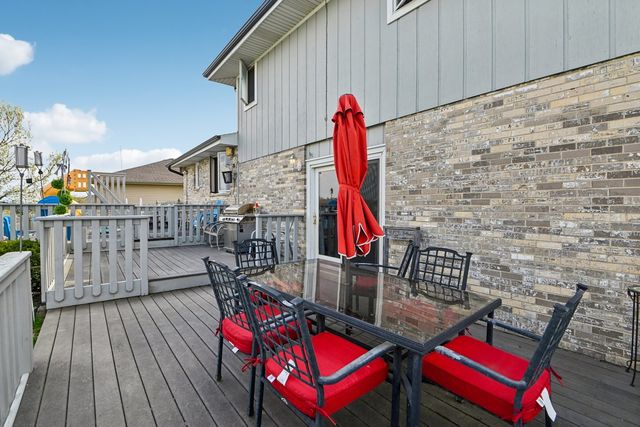 13703 McCabe Drive, Orland Park, IL 60467