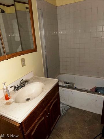 55935 Main Street, Bridgeport, OH 43912